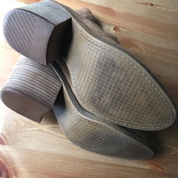 Steve Madden brown suede heeled ankle boots - Picture 7 of 9